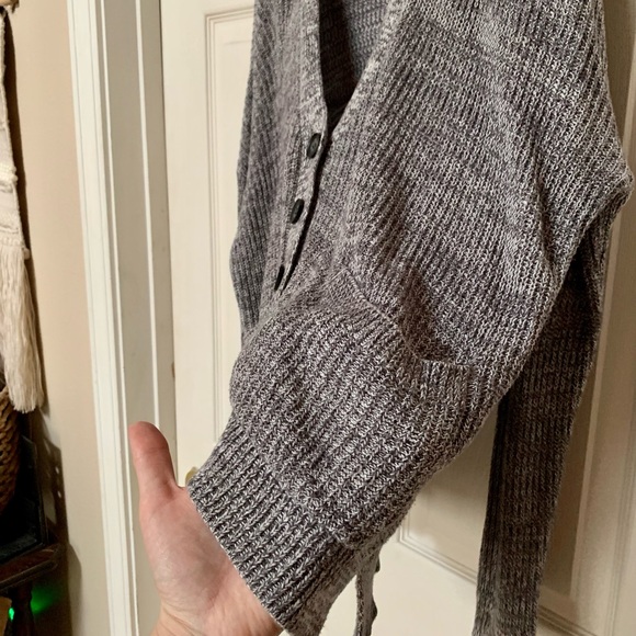 Forever 21 grey slouchy cardigan - Picture 2 of 8